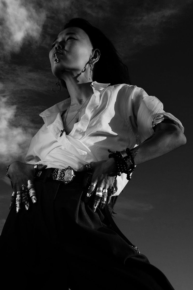 Sculptural silver work by Mariia Khasoeva